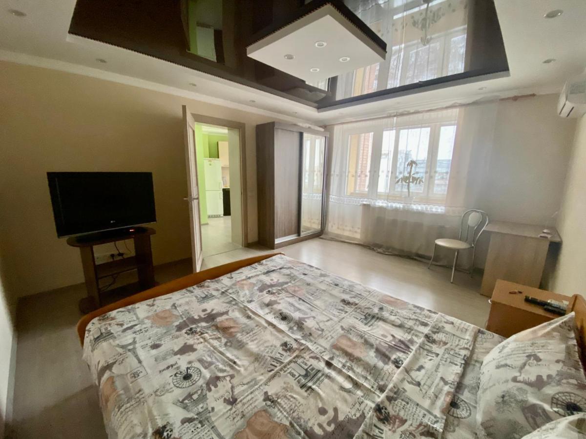 Apartment On Khreshchatyk 200 Center تشيركاسي المظهر الخارجي الصورة
